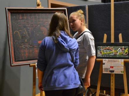 Wernisaż wystawy "Więcej niż obraz-poczuj malarstwo wszystkimi zmysłami"